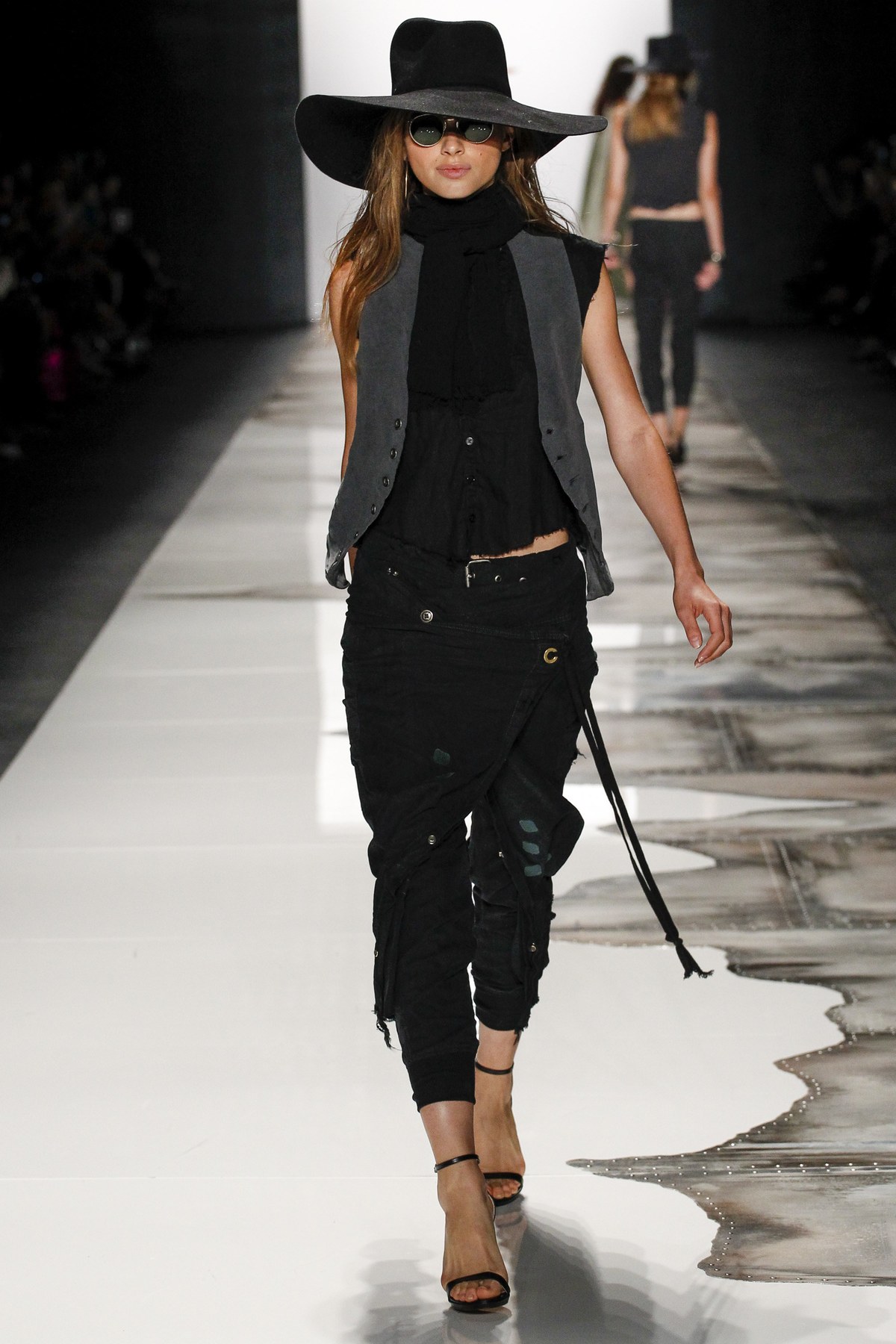 Greg lauren ss16 17