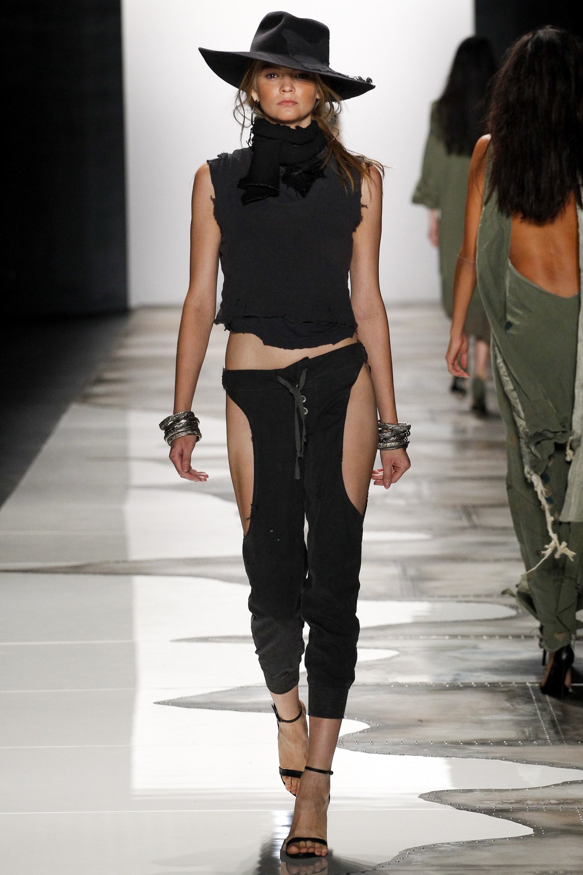 Greg lauren ss16 16